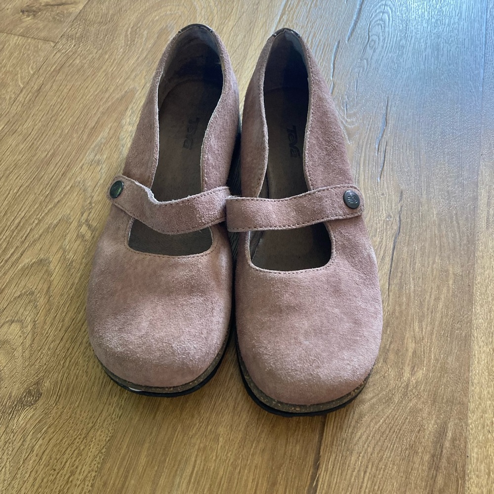 Teva shoes